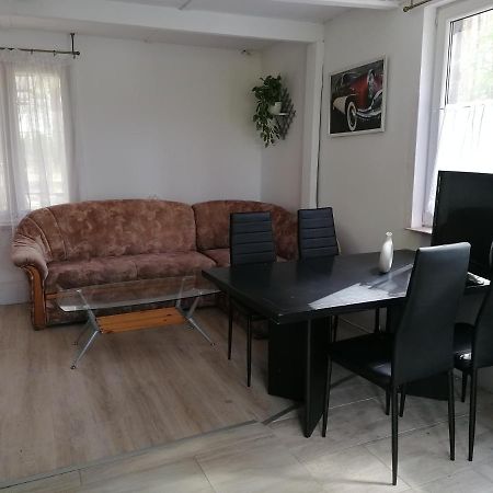 Apartament Parter Nad Jeziorem Przy Plazy チュチャンカ エクステリア 写真