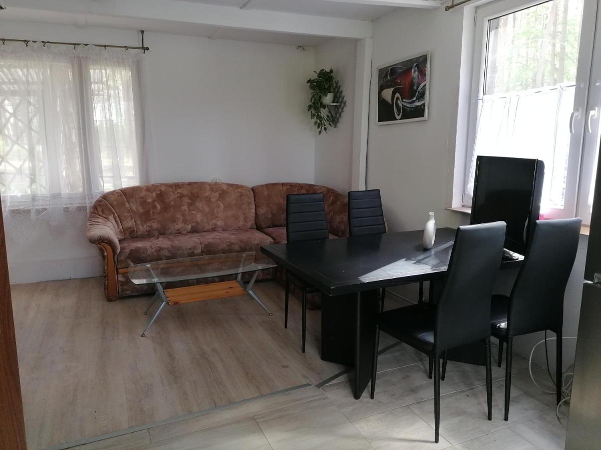 Apartament Parter Nad Jeziorem Przy Plazy チュチャンカ エクステリア 写真